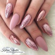 10 Elegant Rose Gold Nail Designs That You Should Try...