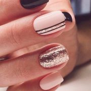 40 Stylish Easy Nail Polish Art Designs for This Summer for 2019 - Page 33 of 40...