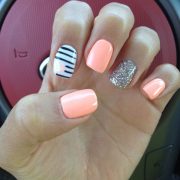 Coral nails with heart                                                       … pin.2elci.com Best Nails Pin